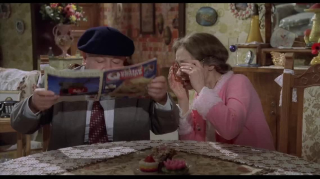 Фантоцци 9 - Возвращение Фантоцци / Fantozzi - Il ritorno [1996 / Италия / комедия / П.Вилладжо]