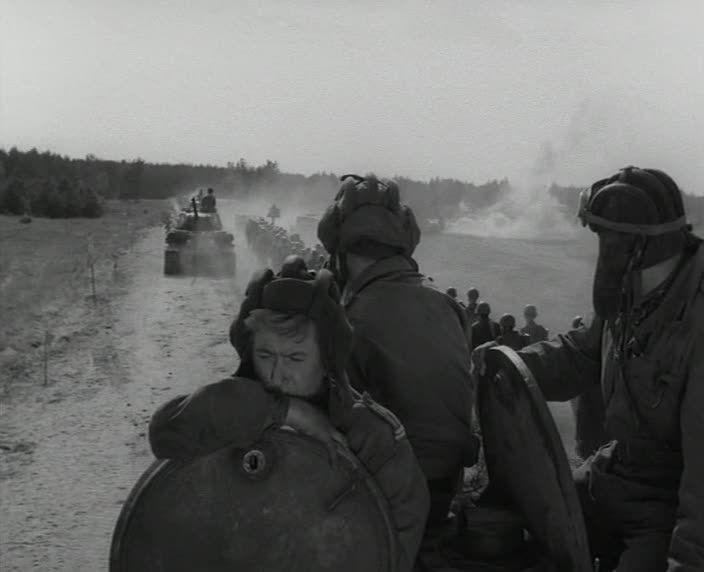 Четыре танкиста и собака. 2 серия "Радость и горе" [1966-1970, военный]