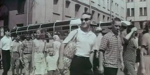 Девочка на шаре (1966)