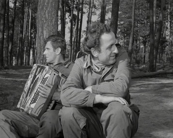 Четыре танкиста и собака. 13 серия "Пари со смертью" [1966-1970, военный]
