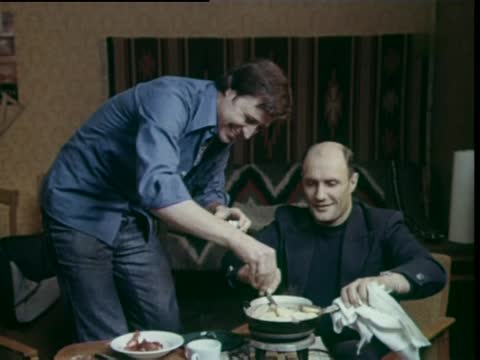 Выгодный контракт. 4-я серия. «Бумеранг» [1979, детектив]