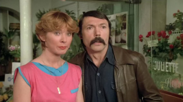 Укол зонтиком / Le coup du parapluie [1980 / Франция / комедия / П.Ришар]