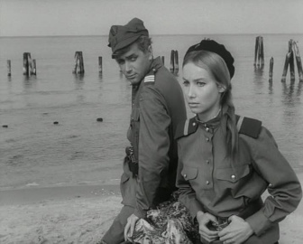 Четыре танкиста и собака. 9 серия "Замена" [1966-1970, военный]