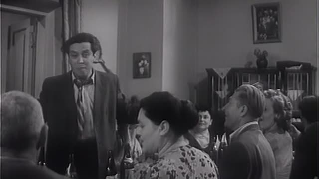 Самолёт уходит в 9 (1960)