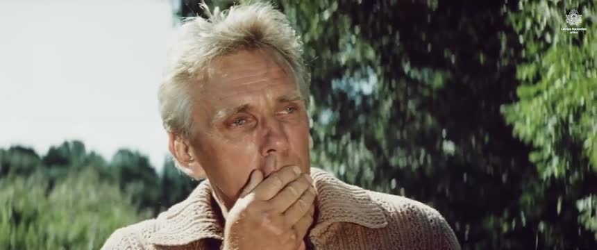 Фронт в отчем доме (1984)